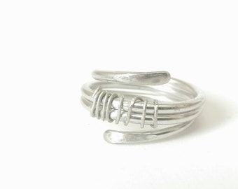 Aluminium thumb rings for women. Unique aluminum ring. Contemporary jewelry. Gift for girlfriend. Size 9