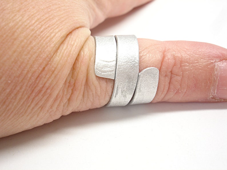Aluminum ring Wide band ring Womens statement ring Aluminium ring Contemporary jewelry Aluminium jewelry