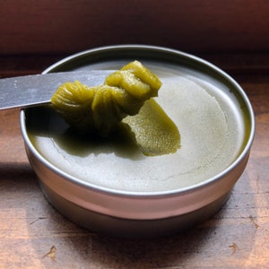 Pu-erh Soliflore. organic tea perfume. single note fragrance. from in house pu-er tea absolutes. Raw beeswax. Puer, puerh. July 2022