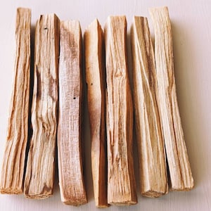 Palo Santo Soliflore. single note palo santo solid perfume. resin, wood, essential oils. in house extracts. sustainable. August 2022