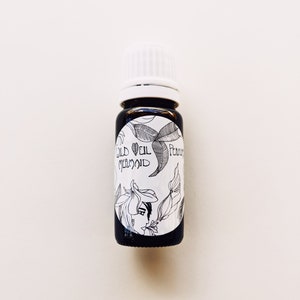 Mermaid. natural perfume. seaweed, frangipani, neroli, resins, amber, vanilla madagascar, patchouli. botanical fragrance. vegan. June 2023