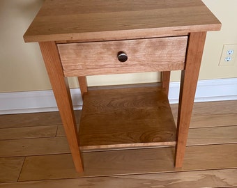 Cherry Nightstand/Bedside/Side/Table