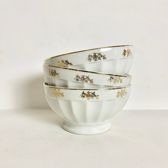 Set of 3 French Porcelain Cafe Au Lait Bowls - French Vintage Coffee Bowls - Shabby Chic Breakfast Bowls - White and Gold Bowls