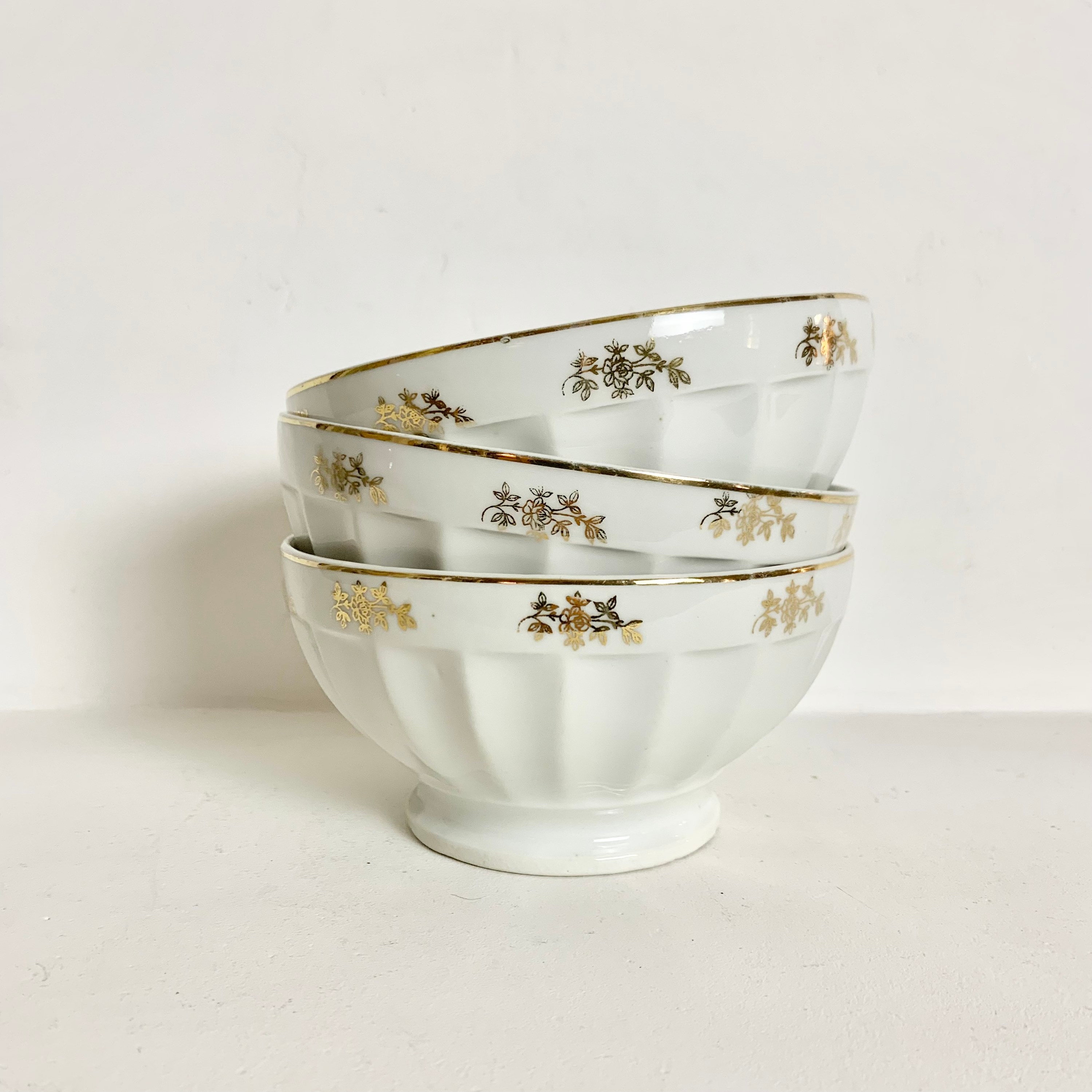 Set of 3 French Porcelain Cafe Au Lait Bowls French Vintage Coffee