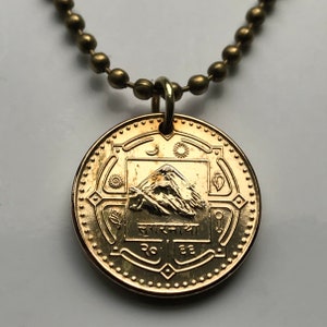 2009 Nepal 1 Rupie Münzanhänger nepalesische Landkarte Mount Everest Sagarmatha Himalaya Gebirge Kathmandu Sonne Mond Mahalangur Himal Tibet n001729