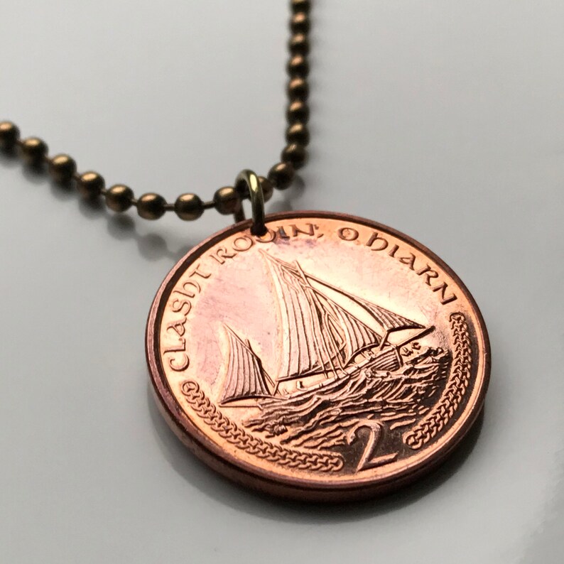2002 Isle of Man 2 Pence coin pendant Manx Lugger fishing boat sailing Doolish Michael Ayre Garff Peel UK British Isle Goidelic Mann n003221
