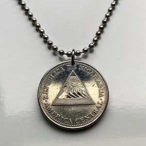 Nicaragua 1 Cordoba coin pendant Managua Nicoya Nicaraguense pyramid Sumo Rama Bilwi Jinotega Bluefields Ocotal Central America n001432