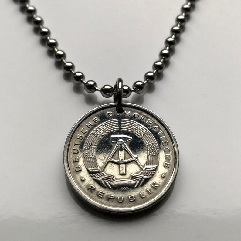 1975 Oost-Duitsland Deutschland 5 Pfennig munthanger Berlijnse muur Duitse Democratische Republiek hamerkompas USSR DDR IJzeren gordijn n003507 afbeelding 2