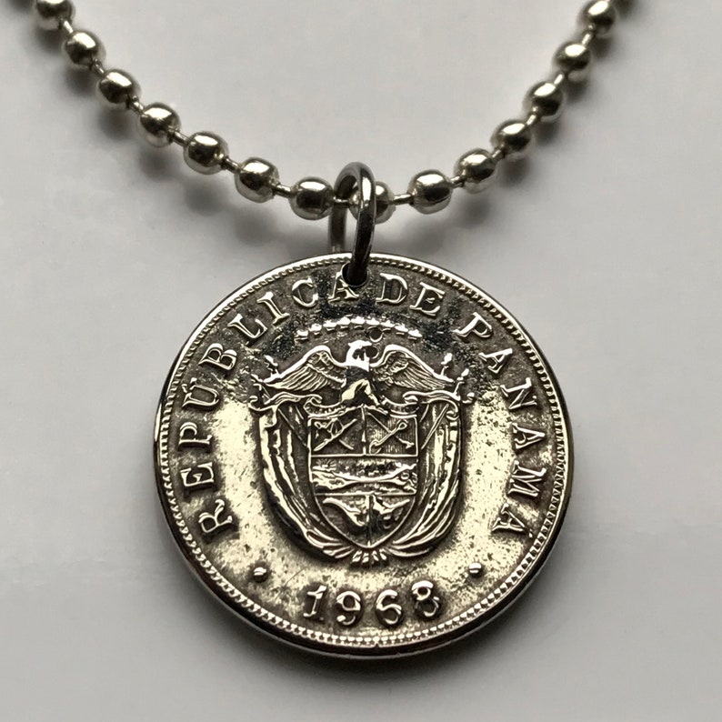 1973 Panama 5 Centavo Panamanian coat of arms eagle coin pendant Balboa Vista Alegre Santiago de Veraguas Col\u00f3n Casco Viejo Coronado n001213