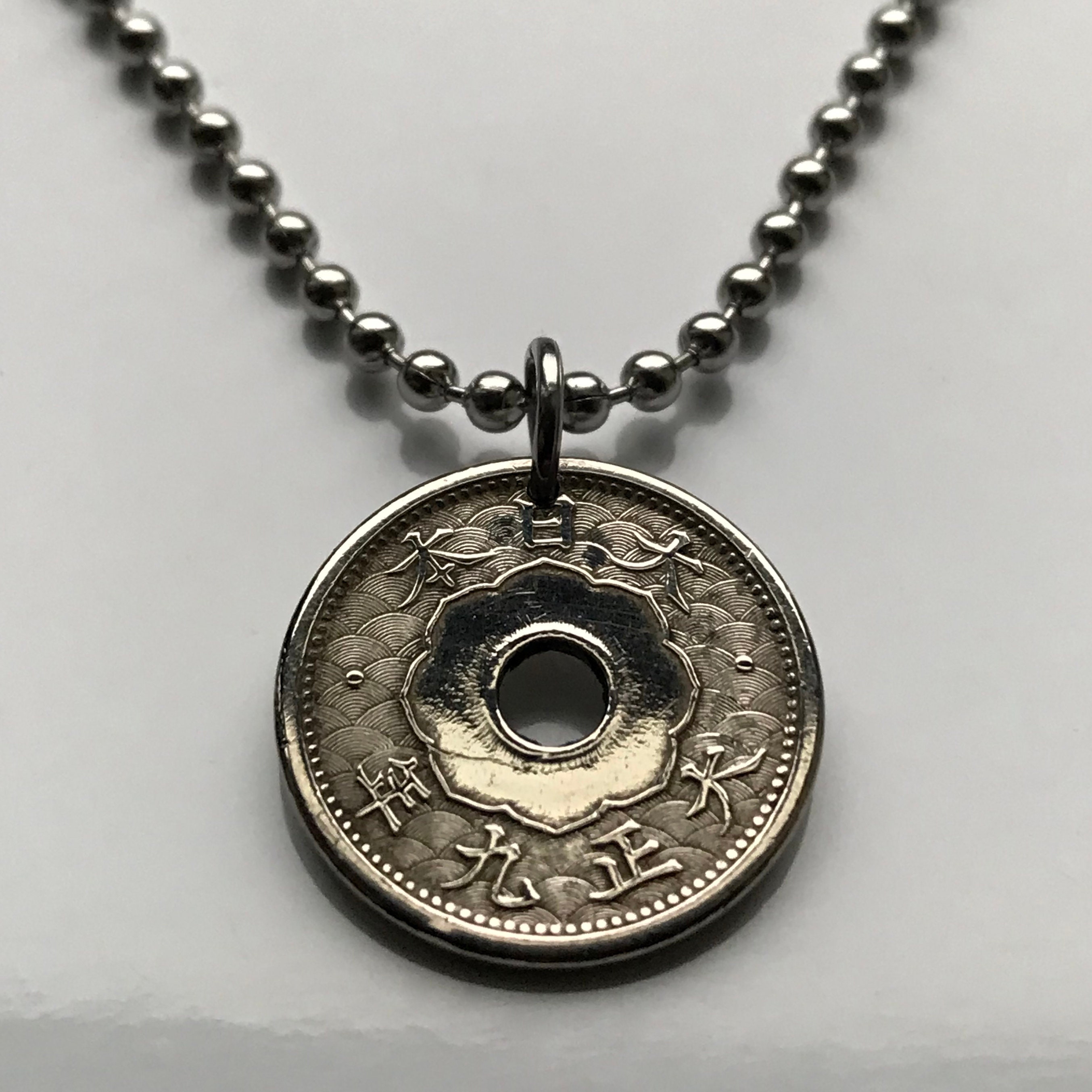DO NOT DO 10coin pendant 美品 il_fullxfull.3830058991_ewyy.jpg