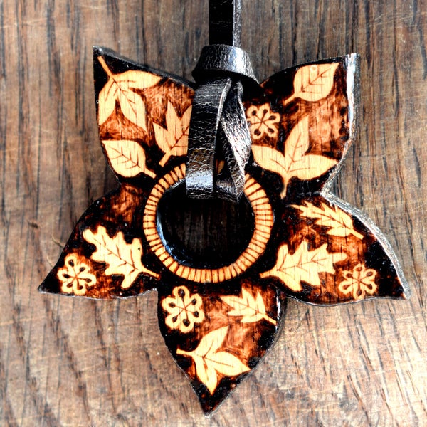 Flower Necklace, Pyrography pendant, Flower pendant, Carved wood Flower, woodburning, pyrography jewelry, wood flower pendant, pagan gift