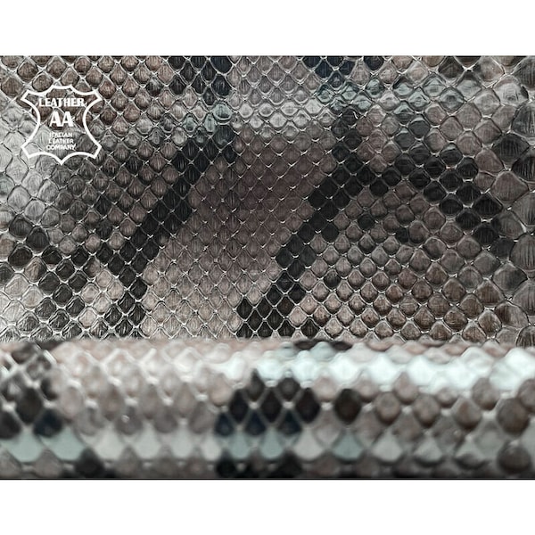 Feuilles de peau Python authentiques // Choisissez votre taille de 8 à 39 po // Gris avec feuilles en cuir serpent noir 0,7 mm / 1,75 oz PYTHON NATUREL 1072