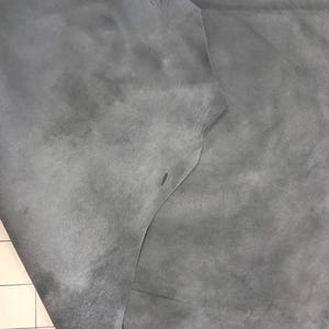GRAY genuine suede Italian Lambskin suede natural sheep suede light gray genuine leather fabric for crafts, lining TRADEWINDS 278 0.6mm image 4