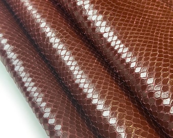 Chestnut Lambskin With Lizard Print 7 - 9 sqft Reddish Brown Leather With Embossed Print 0.7-0.8mm CHESTNUT LIZARD 1604