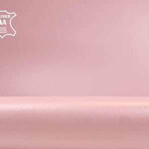 Lichtroze leer //Echte schapenvellen om te naaien// Stukken echt leer //Natuurlijke dierenhuid //LICHT LILAC, 403, 0,8 mm/2 oz
