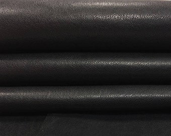 Piel de cordero negra oculta 8 - 9 pies cuadrados // 0,78 - 0,9m2 Tela italiana brillante para coser TINTA NEGRA 536 Material fino 0,6 mm/1,5 oz
