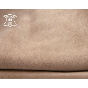 Pelle scamosciata beige // Dimensioni di una pelle 3 - 5 piedi quadrati // Pelle di agnello molto morbida in velluto // Pezzi di vera pelle // Humus, 1006, 0,6 mm