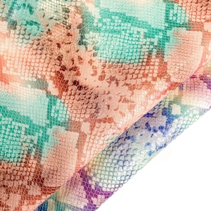 Pelle con stampa serpente dai colori vivaci// Vera pelle di agnello// Materiale da cucire testurizzato/Verde arancione/COCTAIL SNAKE MIX, 1338, 0,9 mm