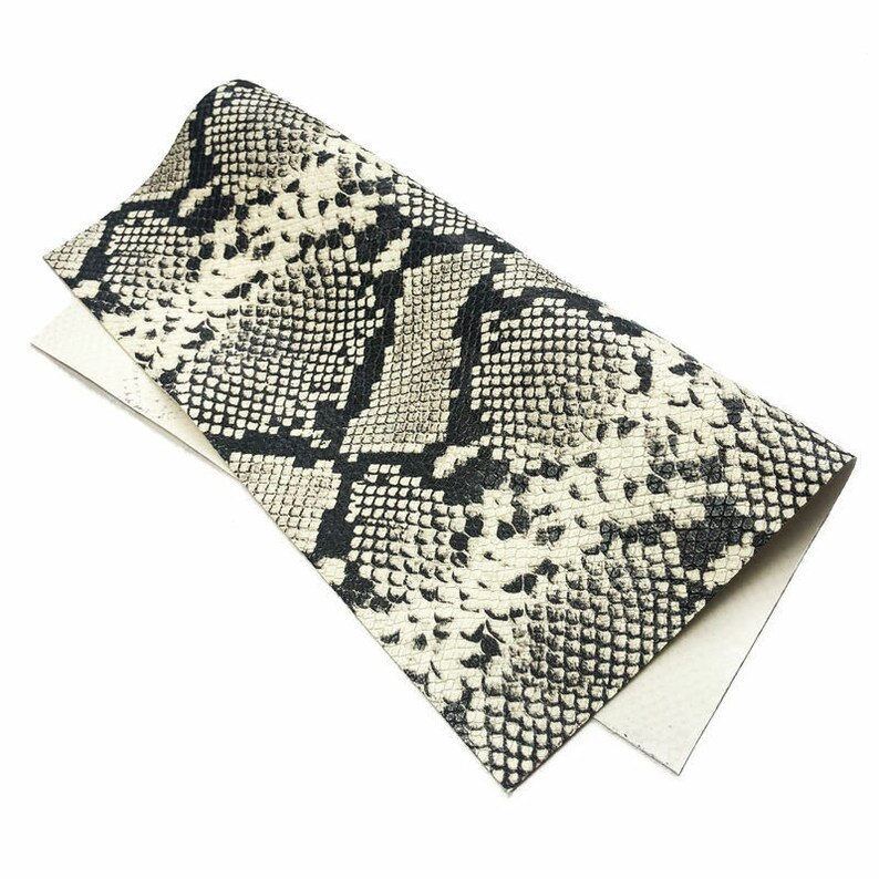Snake Print 12x12in30x30cm Sheet Genuine Lambskin Leather Pieces Snake Textured Scraps Shiny DIY Cream Snake 965 1.2 mm 3 oz