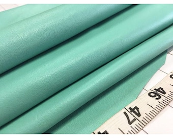 Mint Green Lambskin Leather 5, 6 sqft Pieces 0.8 mm // 2 oz MINT GREEN 645