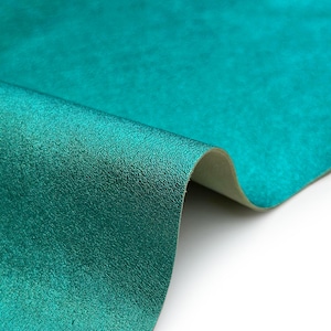 Grönblå nyans metalliskt lammskinnsläder 4,5 sqft (0,36-0,56 m2) med slät tjocklek 0,9 mm/2,25 oz AQUA METALLIC 1620