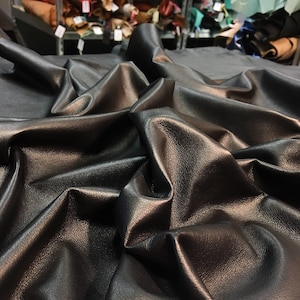 Very Thin BLACK // Choose your size  5 - 7 sqft // 0.46 - 0.76 m2 Genuine sheep leather for sewing BLACK DIAMOND 1.5oz/0.6mm 523
