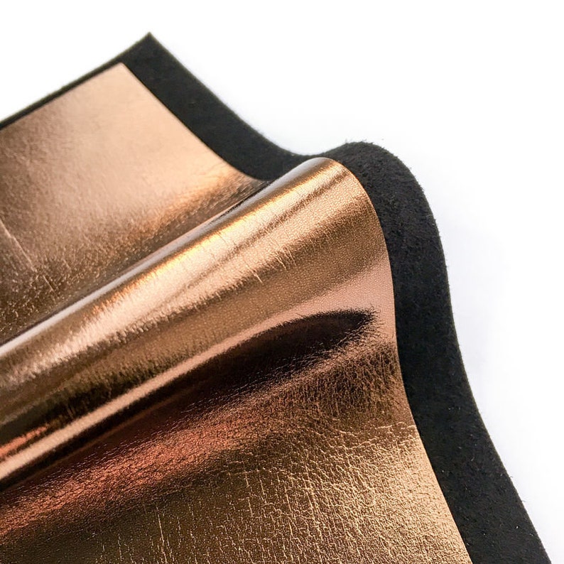 BRONZE Leather Sheet 6x6in15x15cm Genuine Metallic Leather 2.5oz1.0mm Dark Gold Lambskin Earring Pieces Shiny Metallic Scraps BRONZO 568