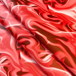 Cuero teñido anudado abstracto rojo con estampado de rosas. Superficie: 5-6 pies cuadrados. Impresión única de 0,48-0,60 pulgadas. Material de artesanía grueso y liso. 1452, 1,1 mm/2,75 oz. imagen 3