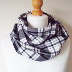 Tartan Scarf. lovely soft Black & White Menzies Tartan plaid fabric infinity or oblong scarf handmade perfect unisex gift, Wool effect