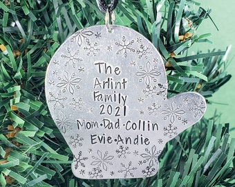 Family Ornament, Personalized Ornaments, Christmas Ornament, Couples Gift, Mom Gift, Christmas Gifts