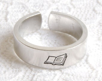 Anello del libro, Anelli carini, Gioielli del libro, Gioielli dello scrittore, Gioielli dell'autore, Anello geek, Nerd, Amante dei libri, Regali letterari, Regali del club del libro