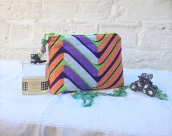 Pretty Purple Zig Zag Abstract Design Make Up Bag