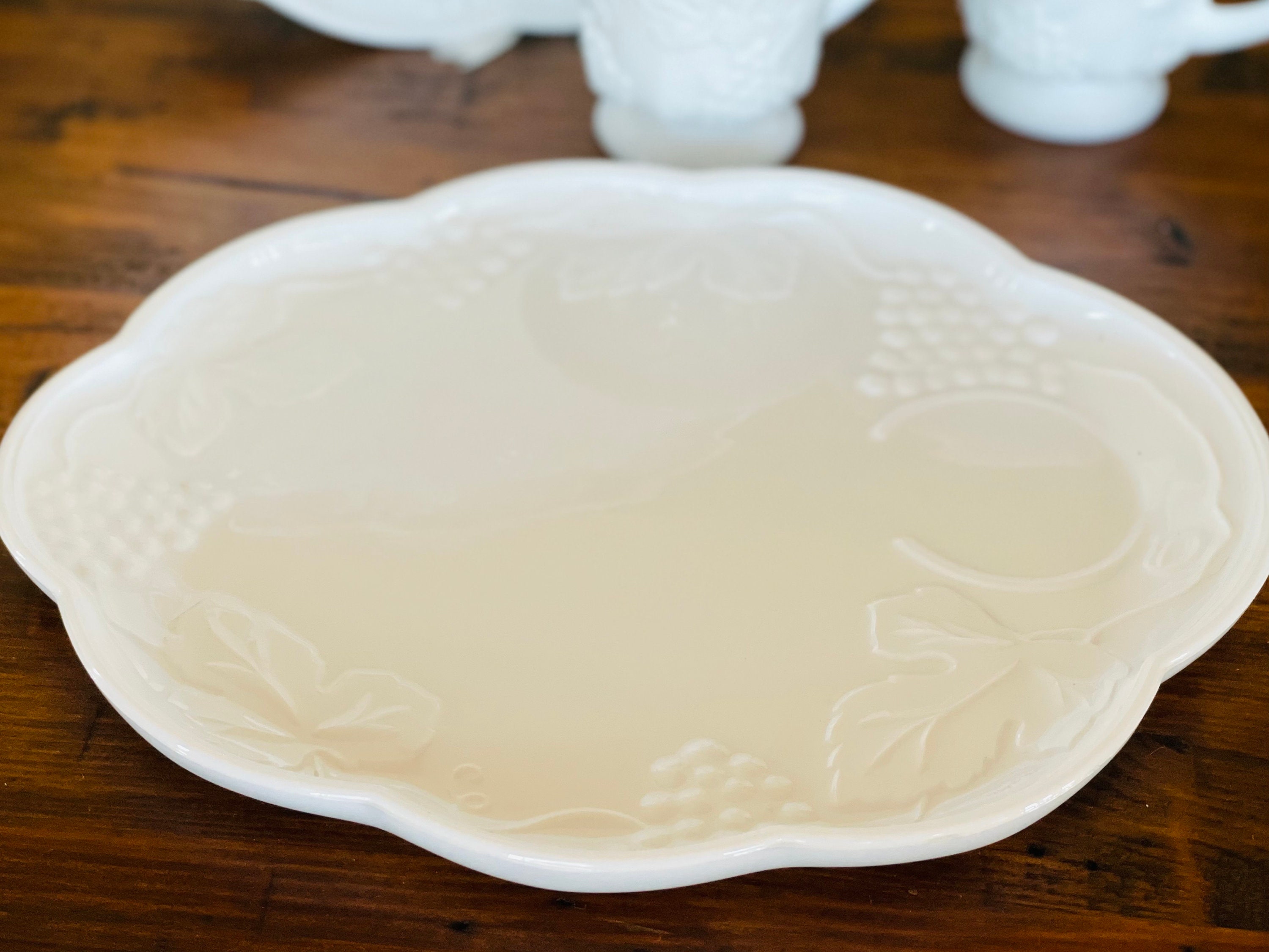 Indian Glass Colony Harvest Grape Milk Glass Luncheon Plate Etsy