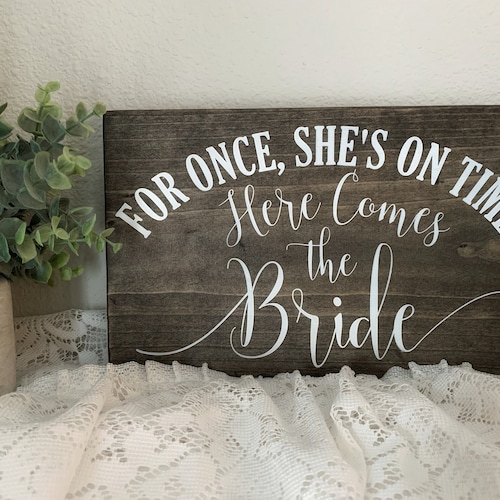 Here Comes the Bride Funny Ring Bearer Sign Flower Girl - Etsy Denmark Here Comes the Bride Funny Ring Bearer Sign Flower Girl - Etsy Denmark