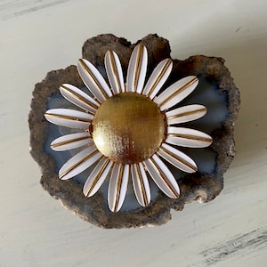 1960s vintage brass and white daisy brooch - vintage brooch - retro - mid-century - floral - one-of-a-kind - mod