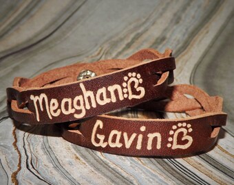 Couples Leather Engraved Bracelets - His and her gifts - Leather name bracelet - Personalized leather bracelets - Custom Engraved Bracelets
