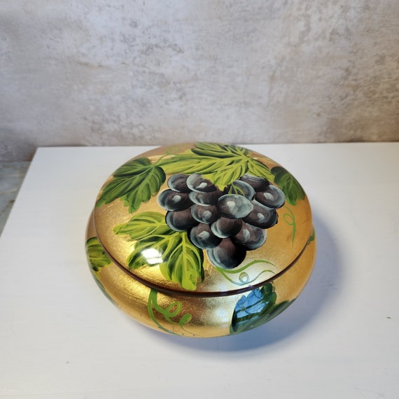 Vintage 7" Ceramic Bowl with Lid Grape on Gold Ha… - image 2