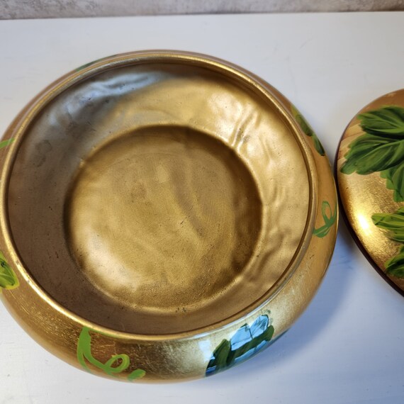 Vintage 7" Ceramic Bowl with Lid Grape on Gold Ha… - image 6