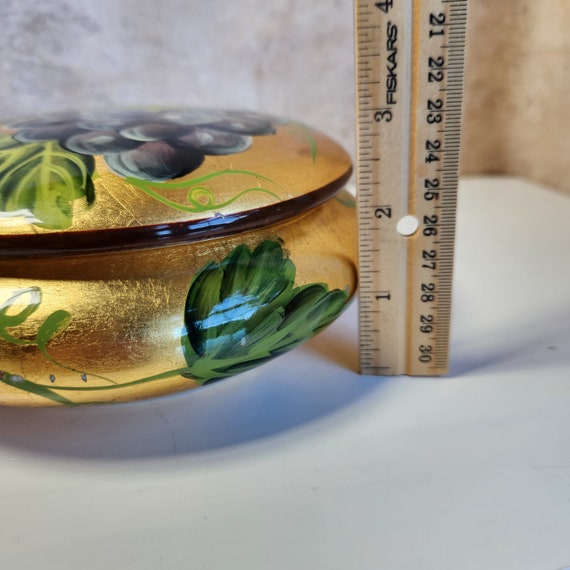 Vintage 7" Ceramic Bowl with Lid Grape on Gold Ha… - image 9