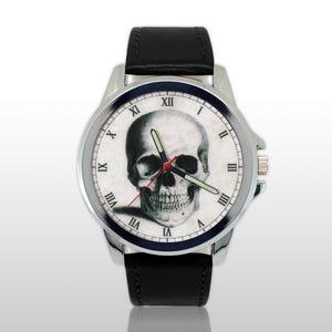 Anatomical Skull Watch, Vintage Medical Illustration Wristwatch, Human Anatomy, Skeleton Head Jewelry, Gothic Dark Aesthetic, Doctor Gift