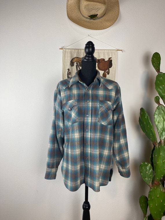 Vintage PENDLETON Flannel Pearl Snap Western Wear