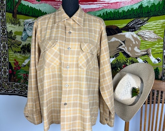 Vintage 1970s Pendleton Wool Flannel Shirt Board Plaid Loop Collar Flap Pockets Large