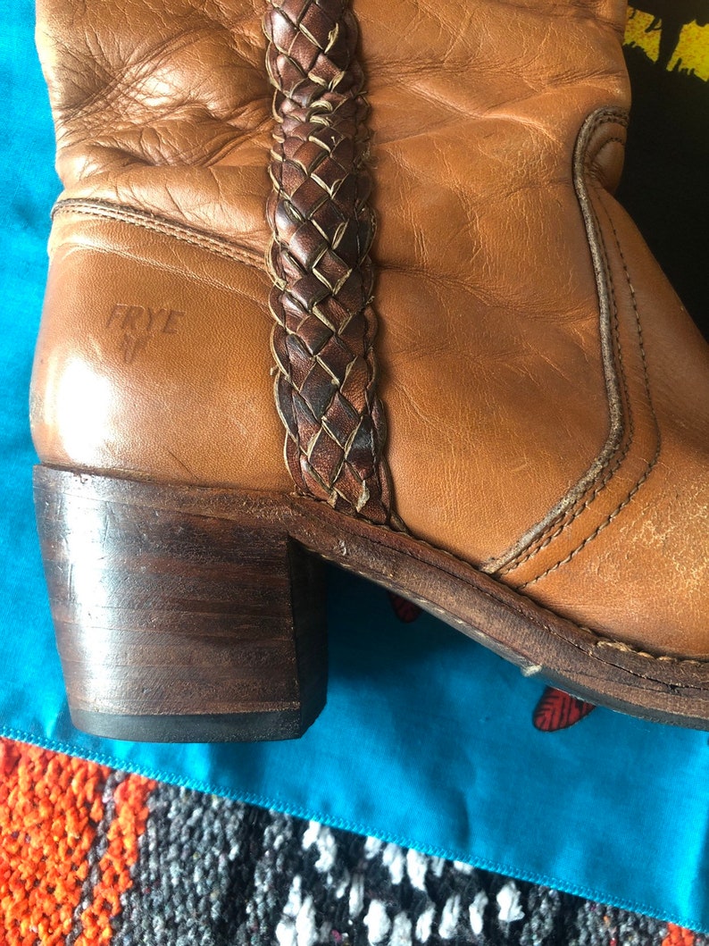 Sold*Do Not Buy*Women/'s Vintage 1970s FRYE Tall Campus Boots Braided Leather Stacked Heel Western Boots Size 7.5