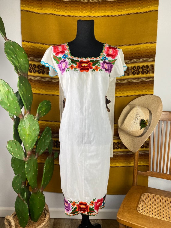 Vintage Hand Embroidered Oaxaca Dress - image 1