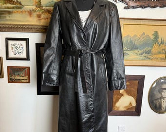 Vintage 90s-Y2k Long Black Leather Belted Trench Coat Women's Medium