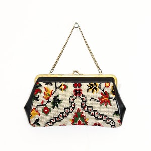 VINTAGE Beautiful 70s TAPESTRY Knit Fabric Crochet Floral ABSTRACT Design Print Granny Cottagecore Normcore Gold Chain Clutch Clasp Purse
