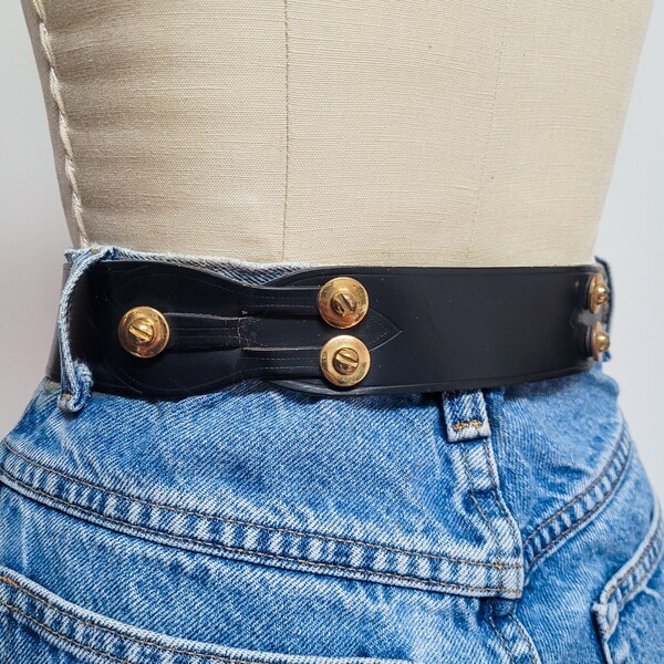 VINTAGE 70s 80s Black LEATHER Uber CHIC Gold Hardware Equestrian Classic Grunge Punk Goth Minimalist Normcore Belt Size S