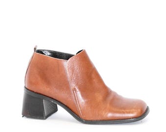 VINTAGE 90s Brown NINE WEST Leather Square Toe High Stacked Wooden Heel Normcore Minimalist Y2K Ankle Booties Boots Size