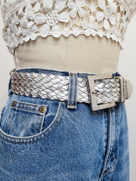 VINTAGE 80s 90s Silver Leather WOVEN Belt Simple … - image 5