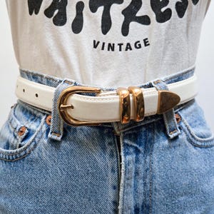 VINTAGE 90s off White LEATHER GOLD Buckle Hardware Chic  display picture 1